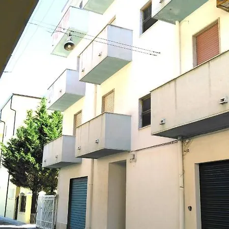Mediterraneo 1 *