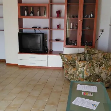 Mediterraneo 1 Apartment Ciro Marina